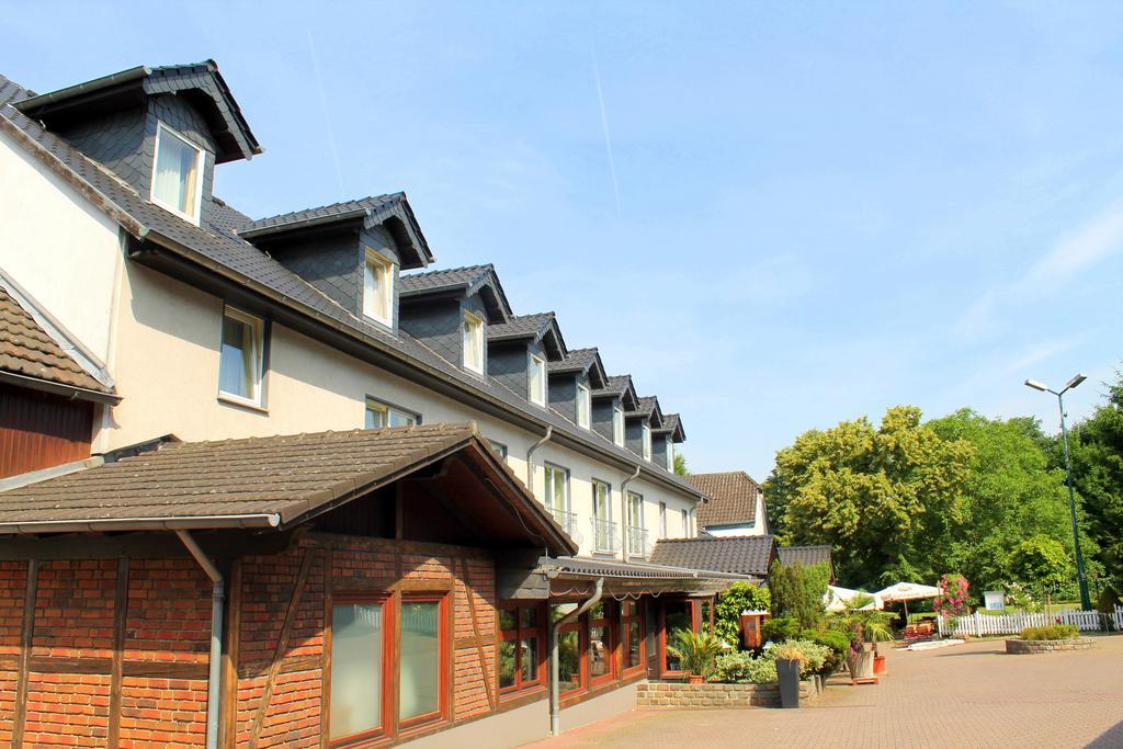 Hotel Und Restaurant Eurohof Дуйсбург Экстерьер фото